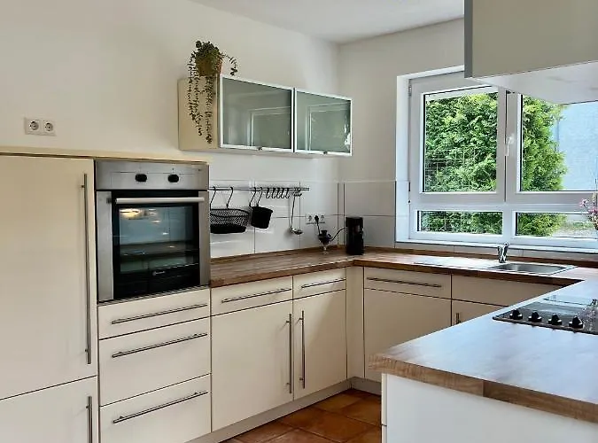 Апартаменты Einzigartiger Panoramablick, Bodensee Und Messe In Der Naehe Тетнанг